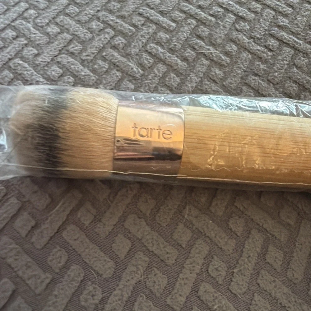 Tarte The Buffer Airbrush Finish Bamboo Foundation Brush